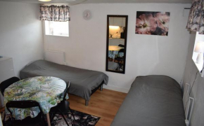 Apartment nr2 with shared bathroom in Kiruna C -Paradise Lapland in Kiruna